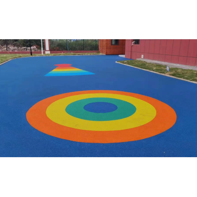 塑膠場(chǎng)地施工實(shí)景圖4